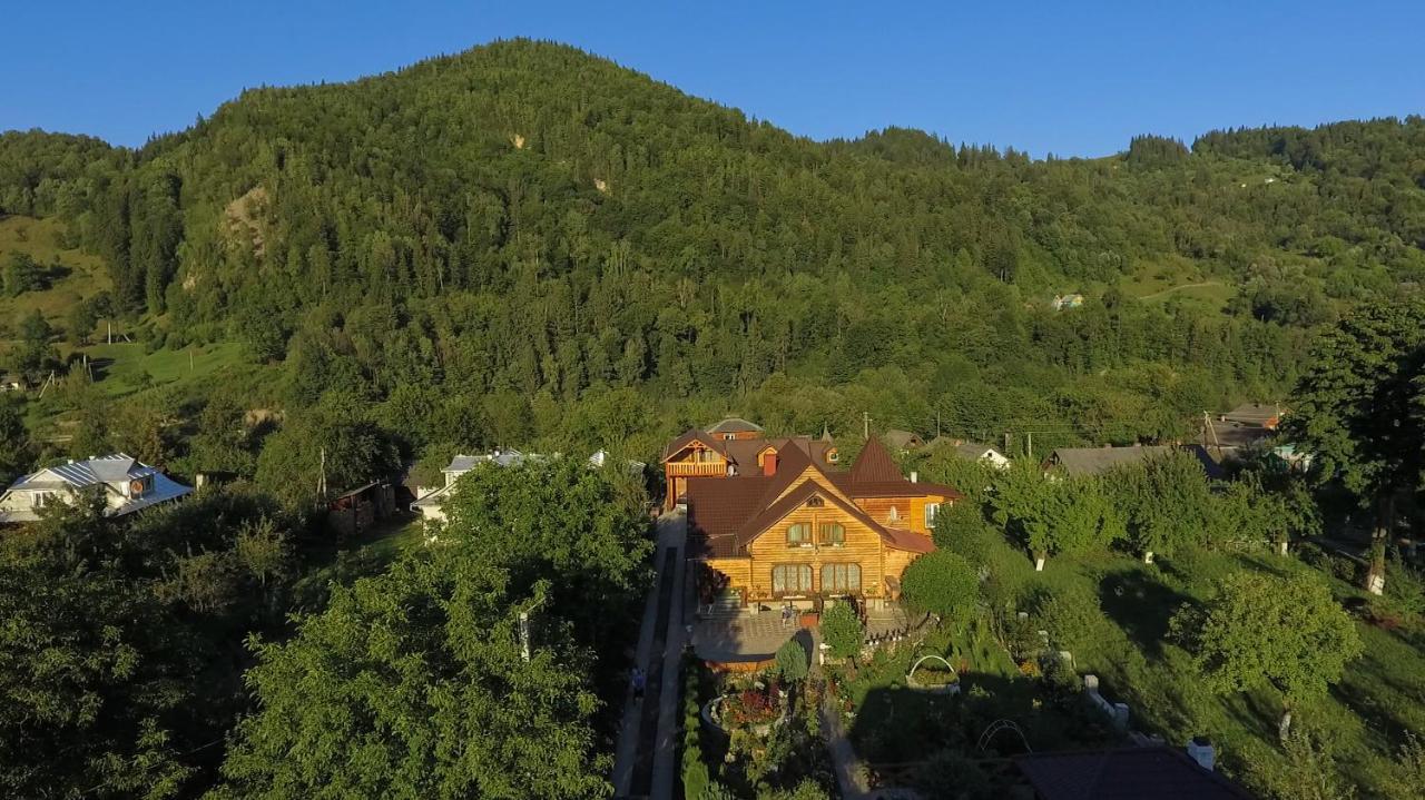 Villa Хата Різьбяра Byalobereska Exterior foto