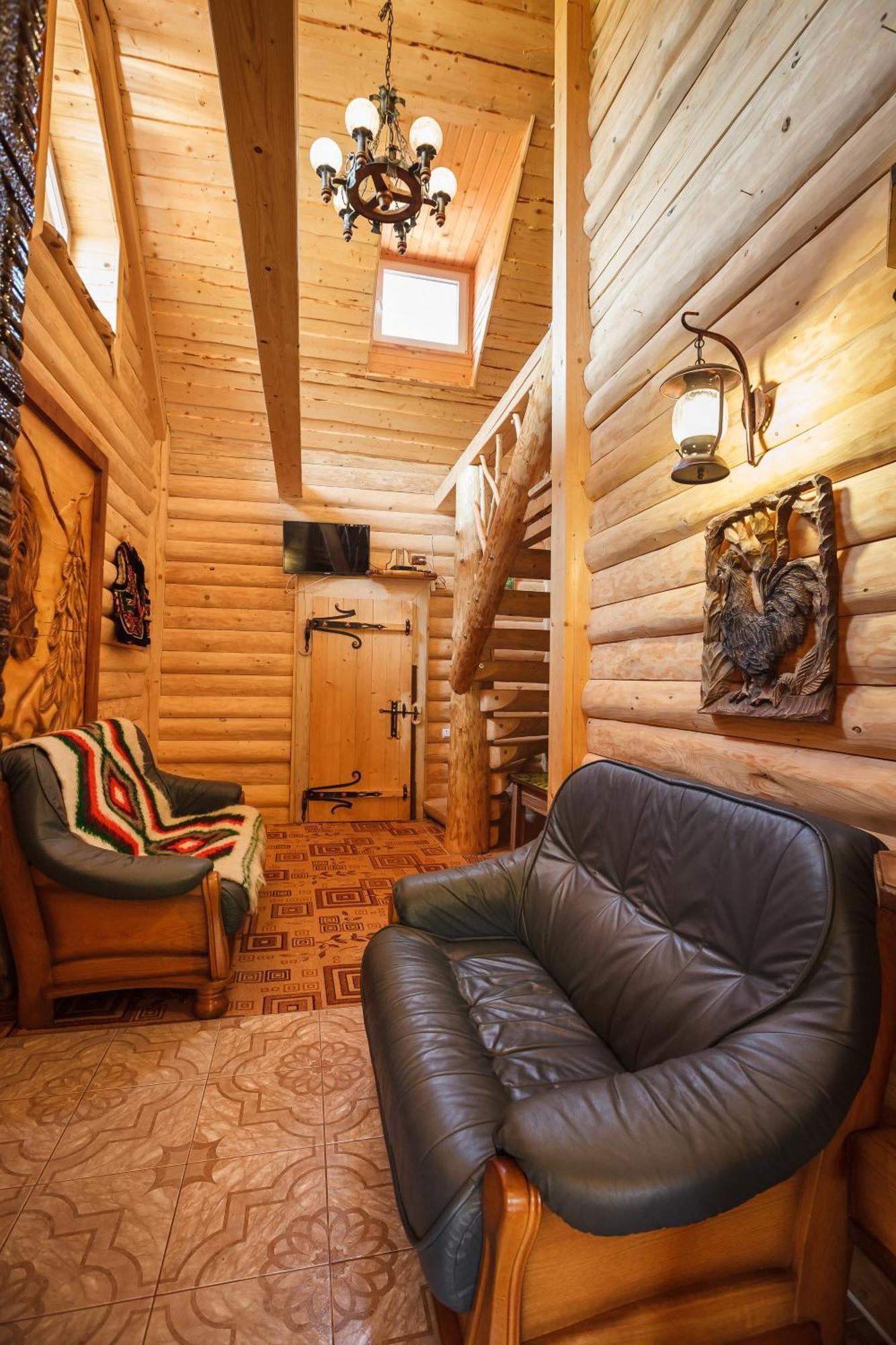 Villa Хата Різьбяра Byalobereska Habitación foto